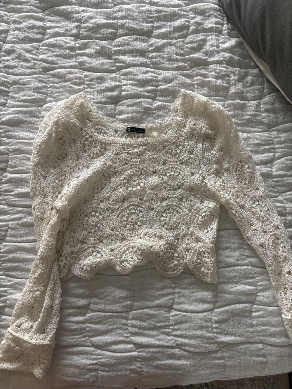 Very J Ivory Crochet Long Sleeve Crop Top
